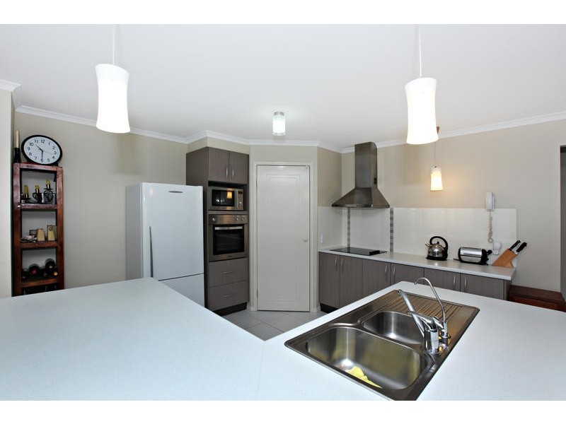 40 Everwood Street, Bellbowrie QLD 4070